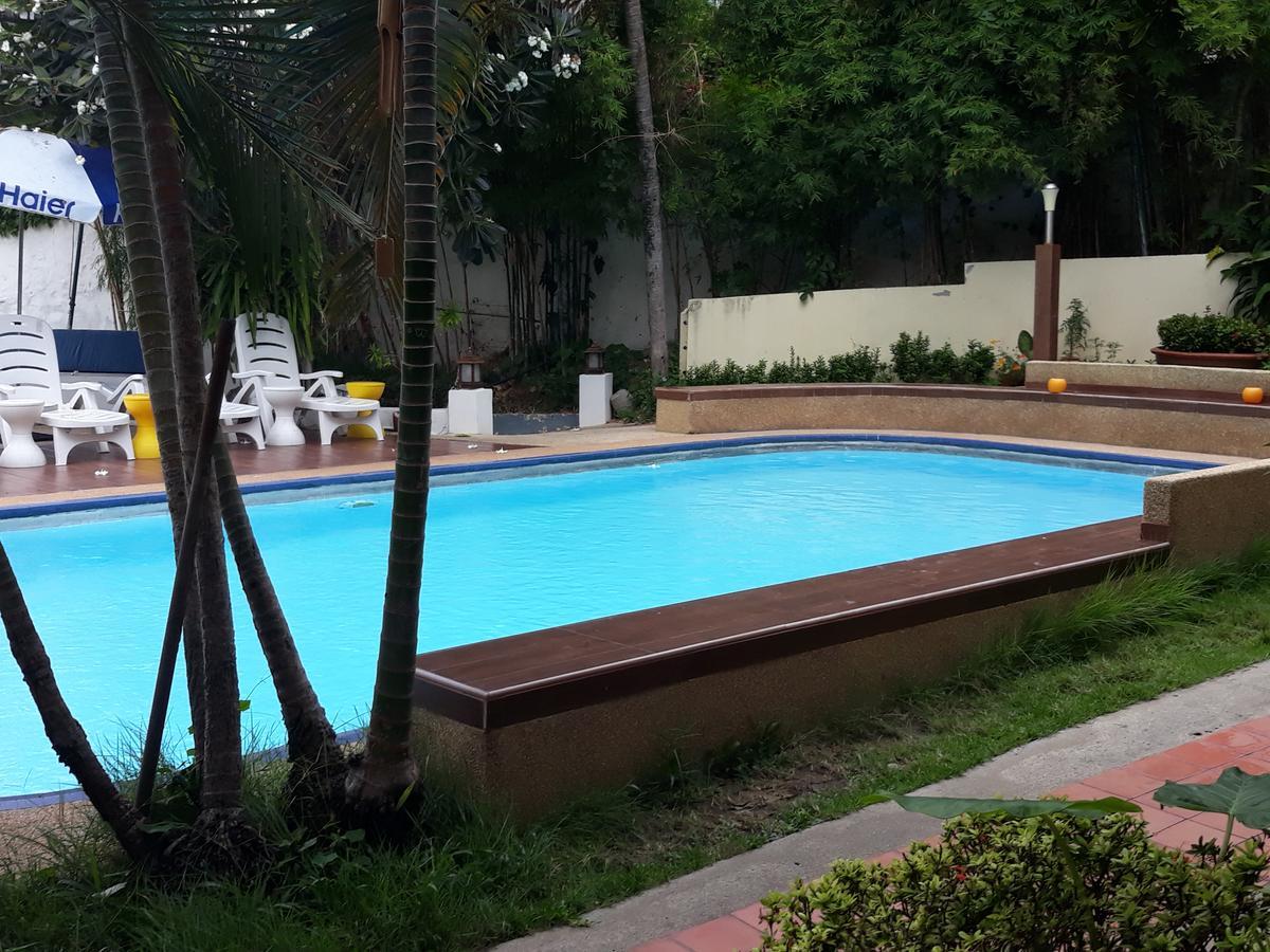 Porterhouse Beach Hotel Patong Eksteriør bilde