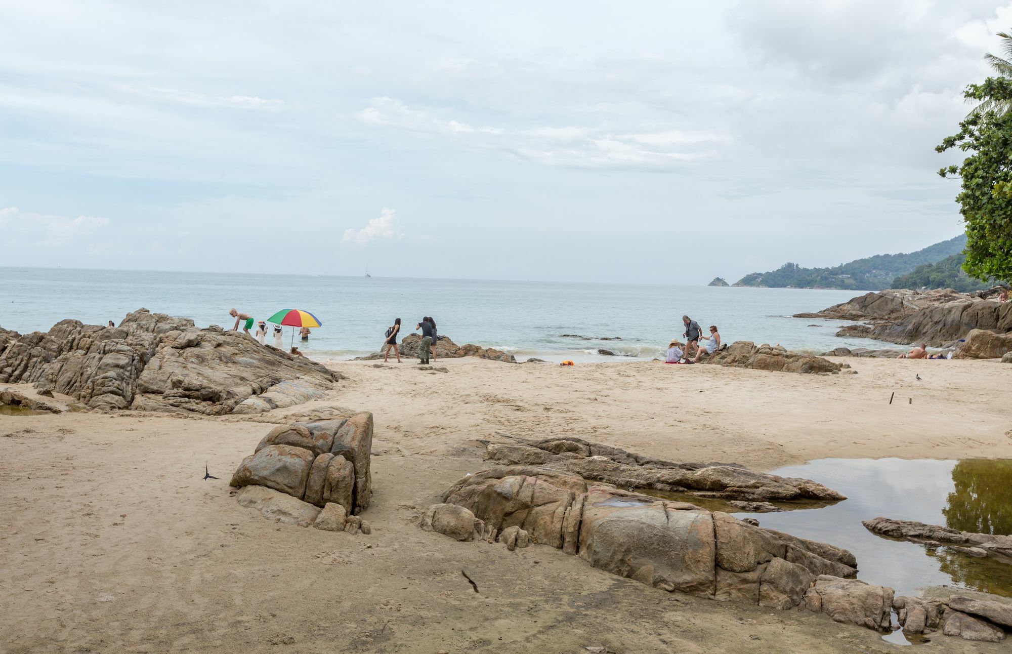 Porterhouse Beach Hotel Patong Eksteriør bilde