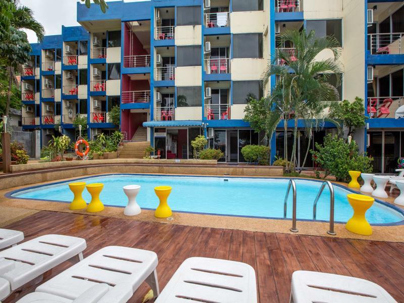 Porterhouse Beach Hotel Patong Eksteriør bilde